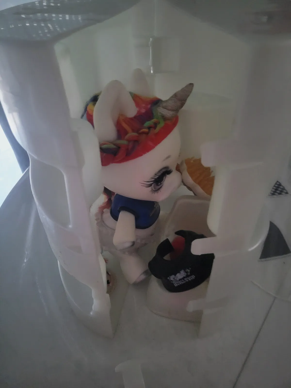 Licorne poopsie avec accessoires et sa boîte de transport  – Poopsie – taille 2 ans 6