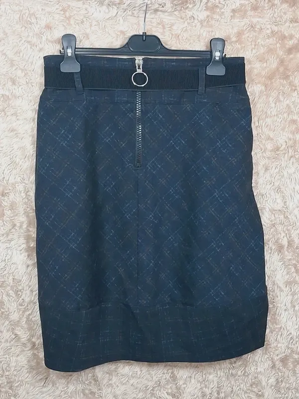 Jupe MC Planet bleu marine à ceinture, taille T.1 – MC Planet – taille 38 6