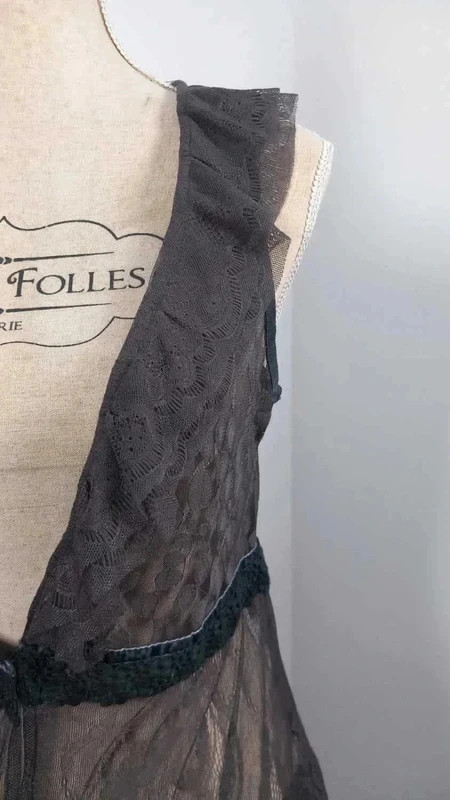 Street One Gilet Femme T38 M Noir Dentelle Florale Sans Manches Volants Bohème Chic – Street One – taille S / 36 / 8 5