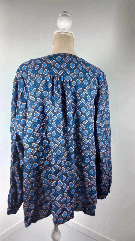 Chemisier Daxon T52/54 Fluide Imprimé Graphique Bleu Marine – Daxon – taille 6XL / 52 / 24 3
