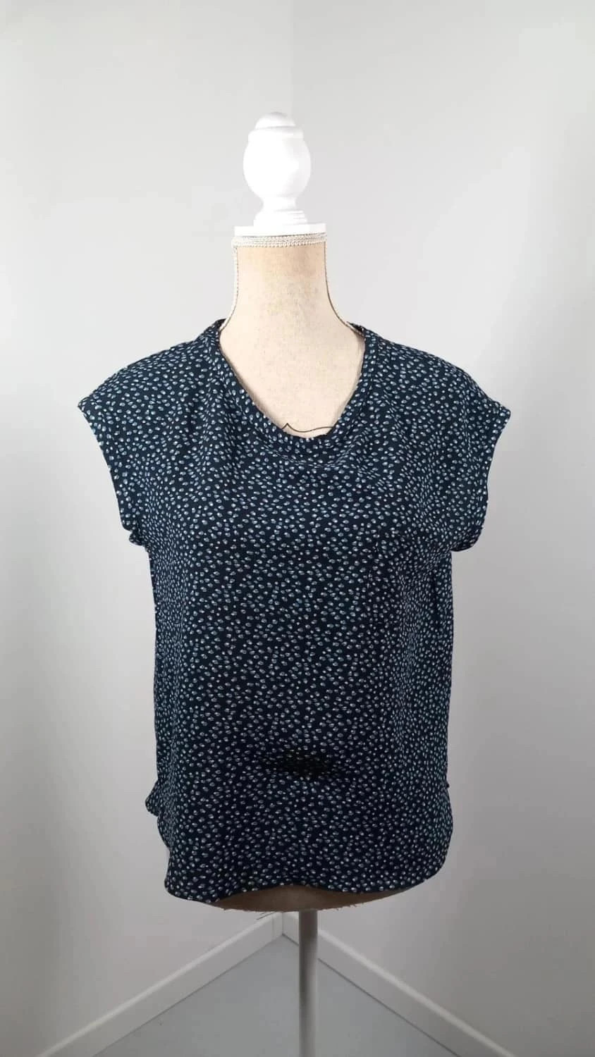 Top MANGO Fluide Imprimé Pois Bleu Marine & Blanc - Taille XS - Col Bénitier - Très bon état