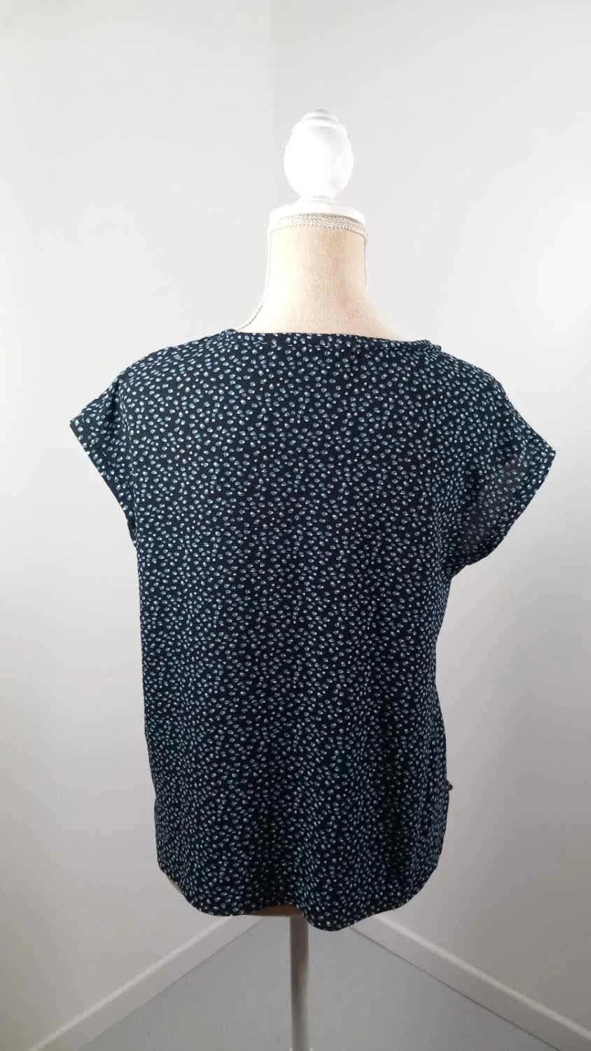 Top MANGO Fluide Imprimé Pois Bleu Marine & Blanc - Taille XS - Col Bénitier - Très bon état – Mango – taille XS / 34 / 6 5