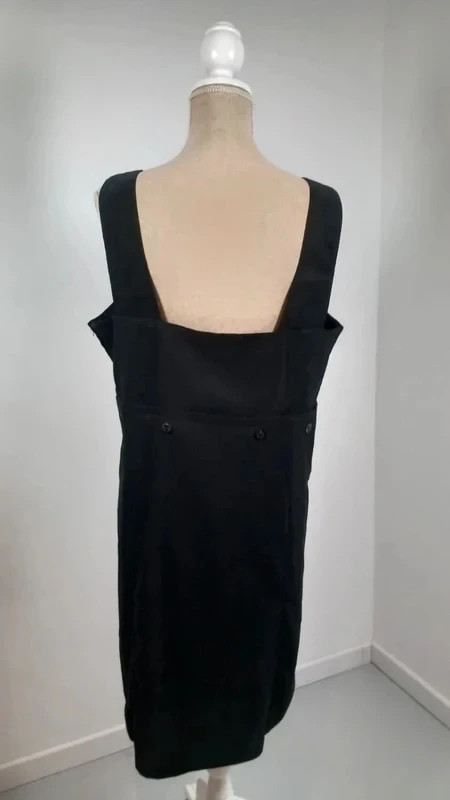 Robe Tanaïs T44 Noire Chasuble Chic Petite Robe Noire – Tanaïs – taille XL / 42 / 14 3