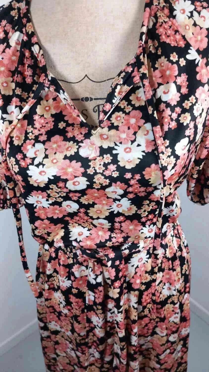 Robe mi-longue vintage fleurie neuve – Style Rétro/Romantique – Taille 38 – Détails Perles – Vintage Dressing – taille M / 38 / 10 3