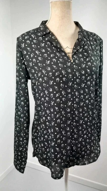 Chemise Jennyfer Femme T S Noire Mains Langue des Signes Cœurs Fluide Asymétrique – Jennyfer – taille S / 36 / 8 4