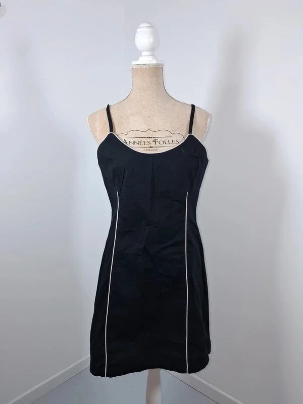Lola Espeleta Robe T4 42 XL Noire Liseré Rose Poudré Cintrée Bretelles Réglables