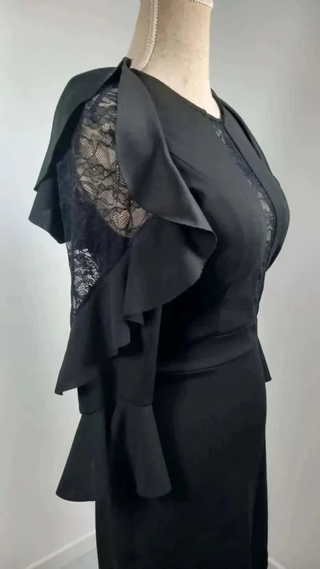 Robe Noire T40 L Fourreau Dentelle Florale Volants Stretch Chic Soirée – taille M / 38 / 10 2