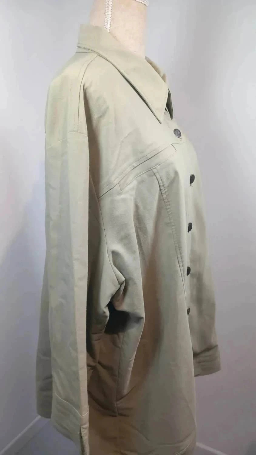 Chemise/Veste Oversize Vert Sauge/Kaki - Miss Lucci - T. 4/54 – Miss Lucci – taille 7XL / 54 / 26 5