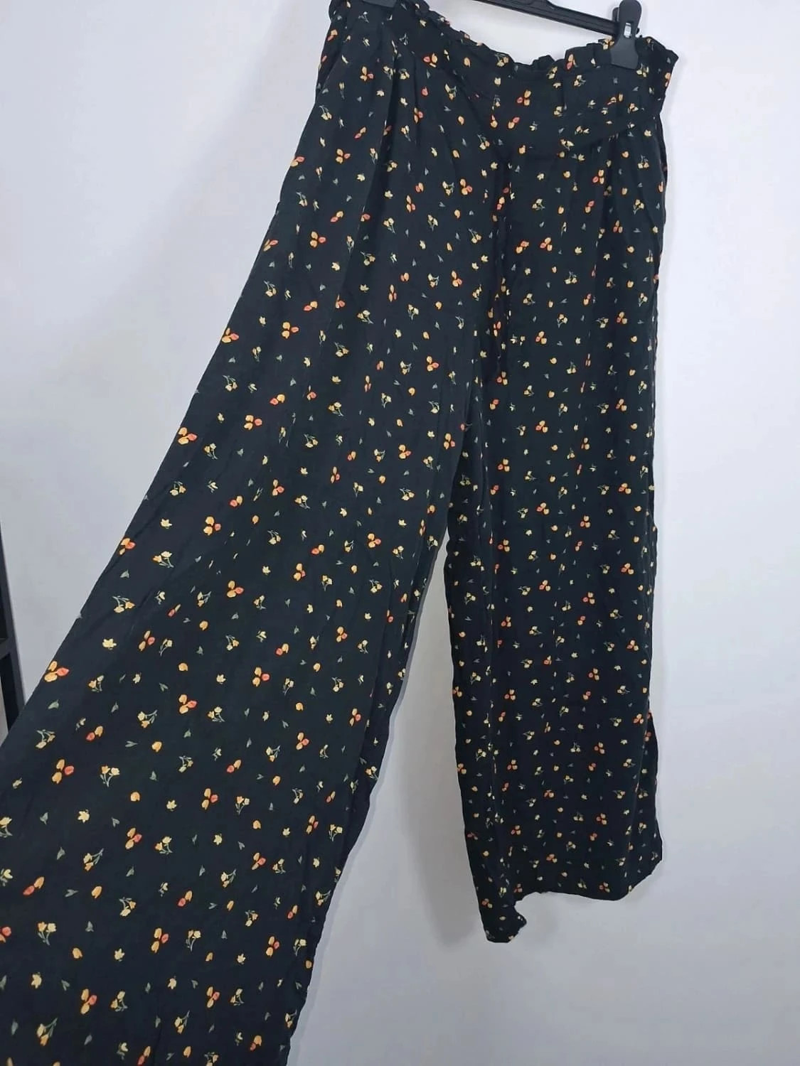 Pantalon large fluide à fleurs - Style bohème chic - Taille L (42/44) – Kiabi – taille L / 40 / 12 4