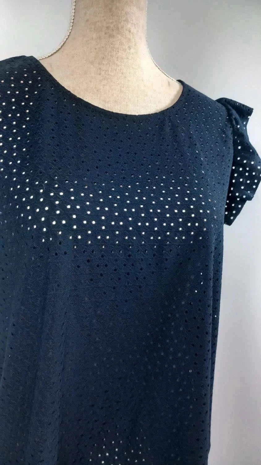 Top Marine Broderie Anglaise KIABI - Neuf - Taille L – Kiabi – taille L / 40 / 12 3