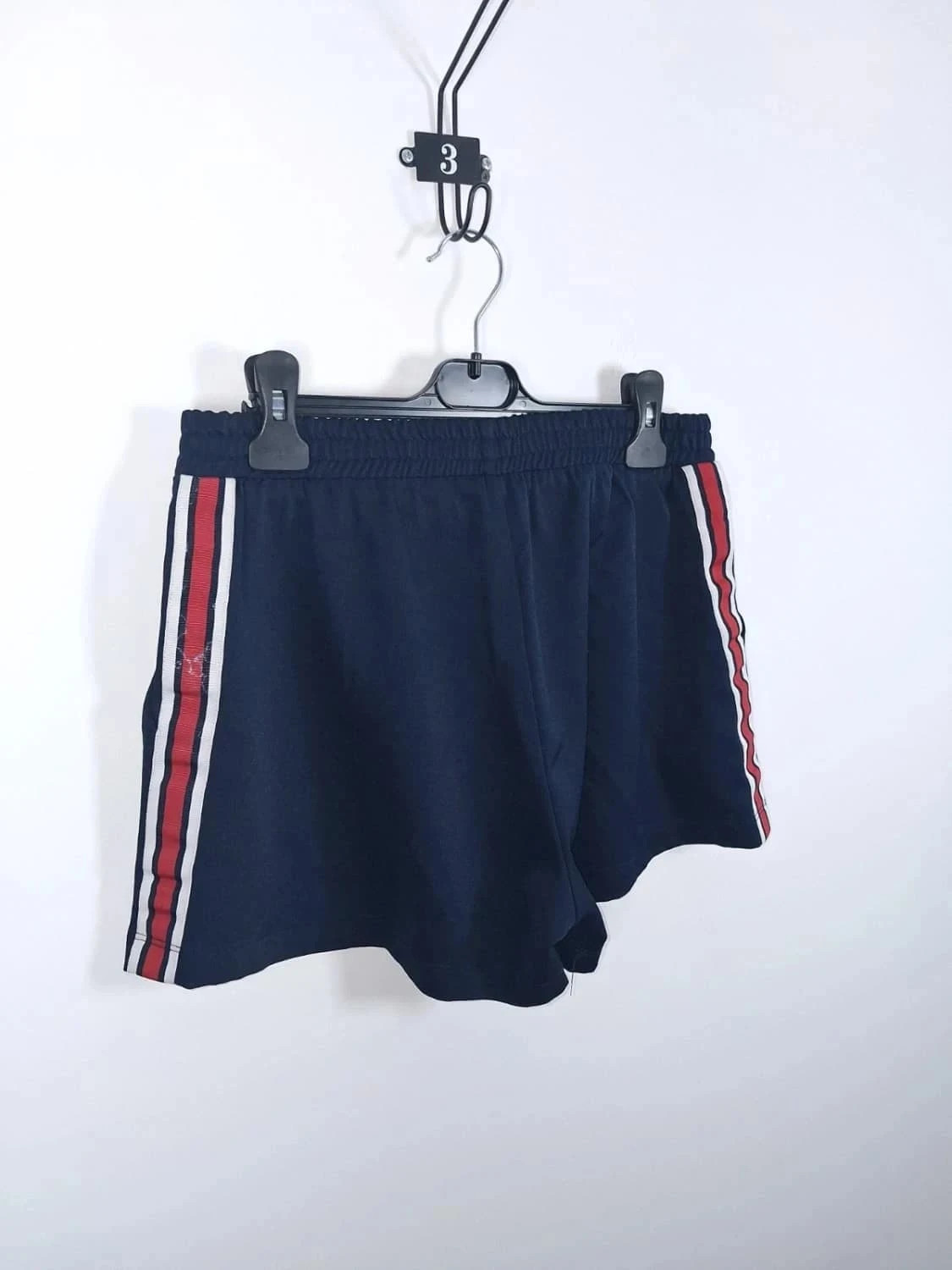 Short de Sport / Casual Jennyfer Bleu Marine à Bandes – Taille M (38) – Jennyfer – taille M / 38 / 10 2