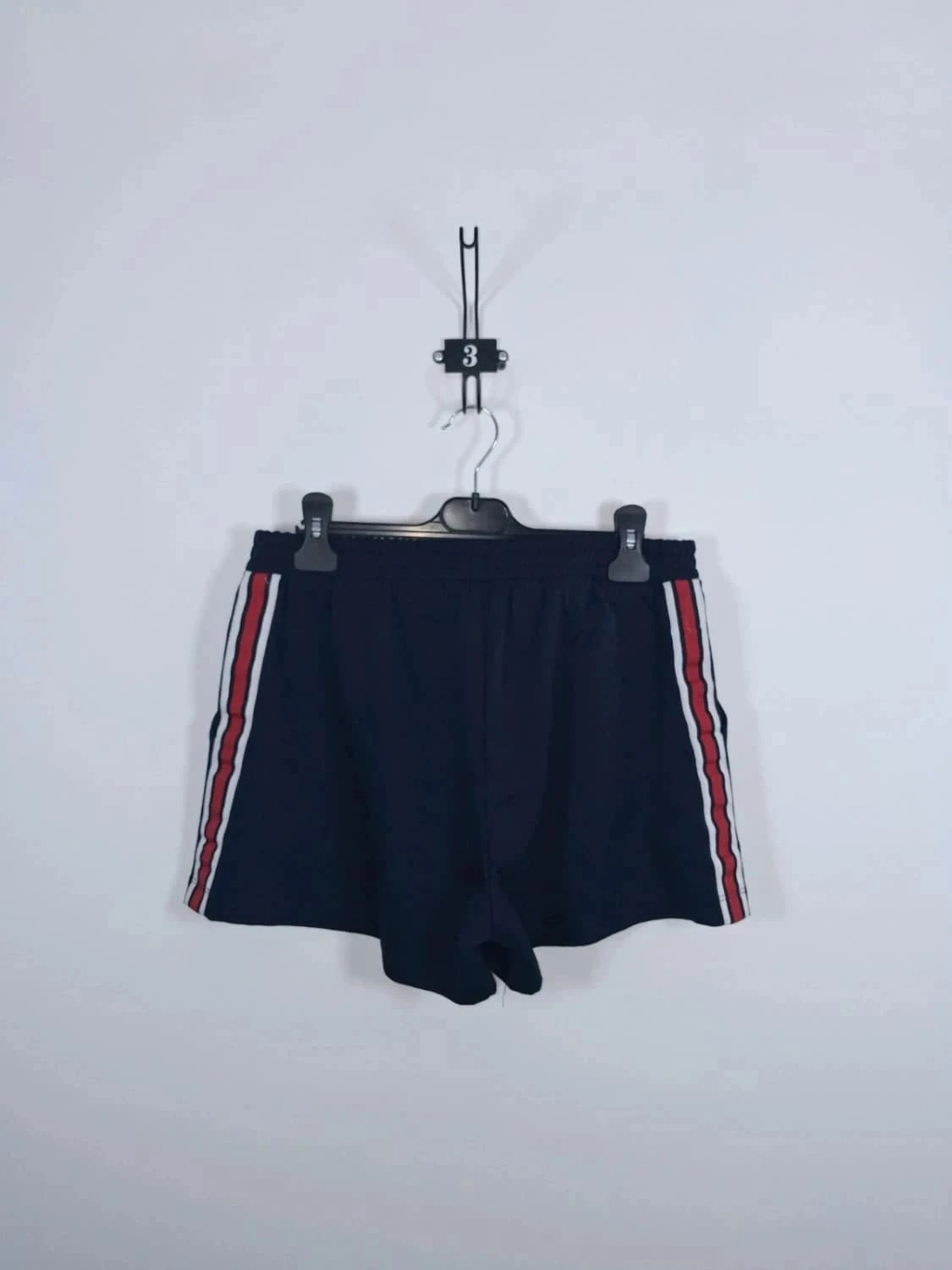 Short de Sport / Casual Jennyfer Bleu Marine à Bandes – Taille M (38)