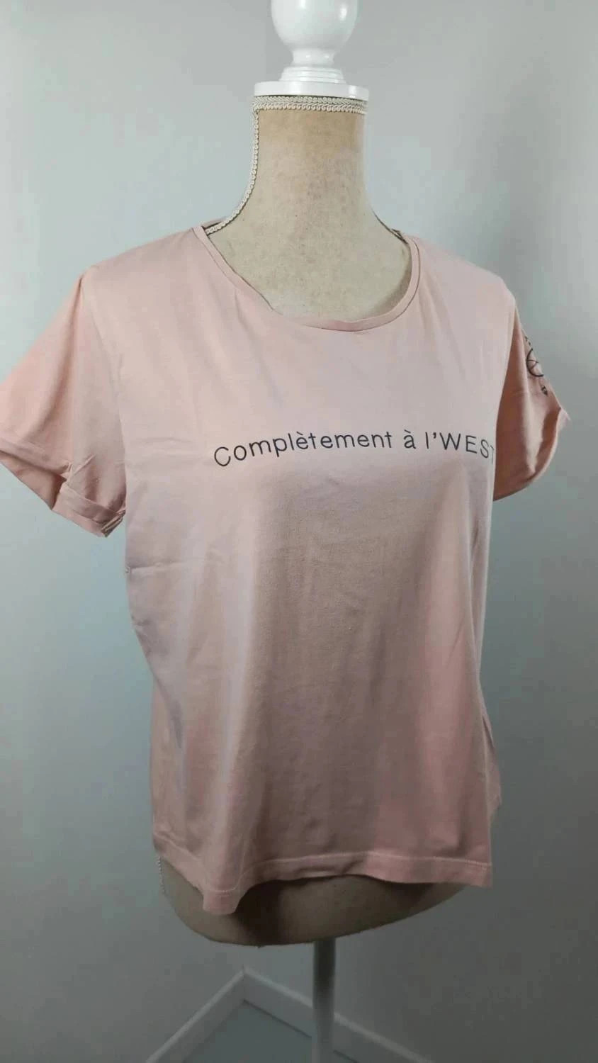 Tee-shirt Bizzbee Rose Pastel "Complètement à l'West" L - TBE – Bizzbee – taille L / 40 / 12 2