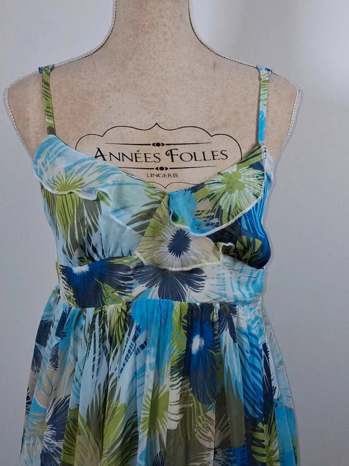 Robe d'été fleurie bleue et verte à volants – Taille 46 – Neuve sans étiquette – Tendance – taille XXXL / 46 / 18 2