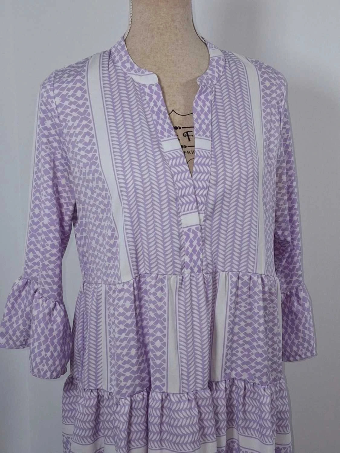 Robe bohème lilas et blanche Pigalle taille M à volants – Pigalle – taille M / 38 / 10 2