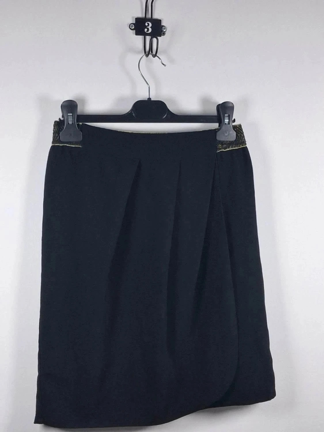 Jupe noire portefeuille Camaïeu – Taille S – Ceinture dorée – Très bon état – Camaïeu – taille S / 36 / 8 5