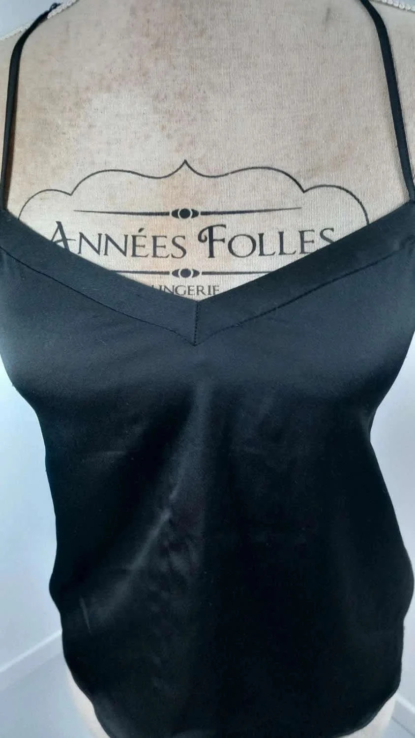 Caraco Satiné Noir Etam – Dos Dentelle Spectaculaire – Neuf – Taille XS – Etam – taille XS / 34 / 6 3
