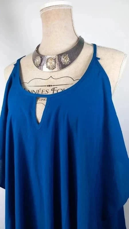 Élégance, fluidité & dentelle – Taille généreuse & look royal – New Look – taille 7XL / 54 / 26 2