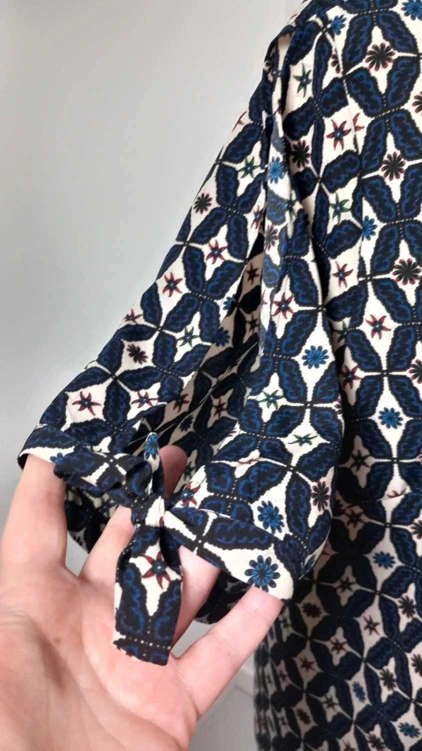 Tunique Graphique Chic – Bleu Marine & Motifs Géométriques – Taille 48 – NEUVE – taille 4XL / 48 / 20 4