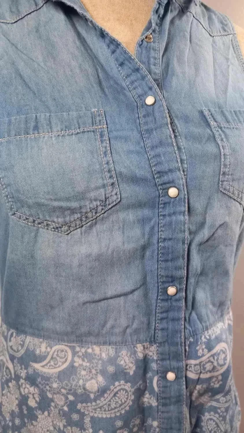 Chemise Jean Sans Manches Jennyfer– Détails Paisley – Taille S – Très Bon État – Jennyfer – taille S / 36 / 8 5