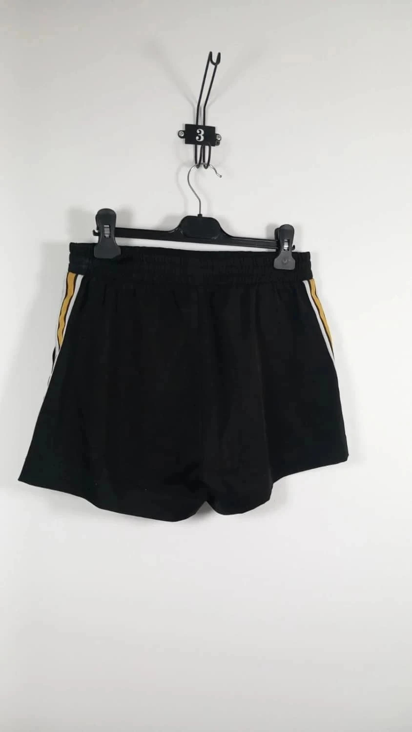 Short Noir Sporty-Chic Jennyfer - Taille S - État Impeccable – Jennyfer – taille S / 36 / 8 4