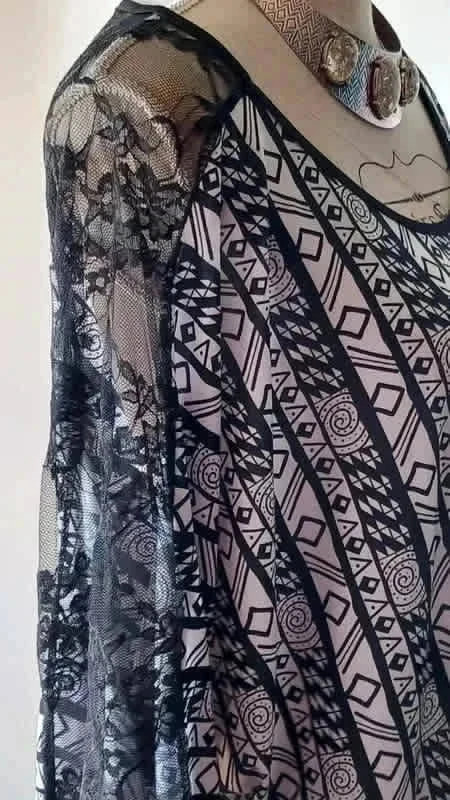 🍓Tunique noir style ethnique dentelle🍓 – by suzie – taille 7XL / 54 / 26 4