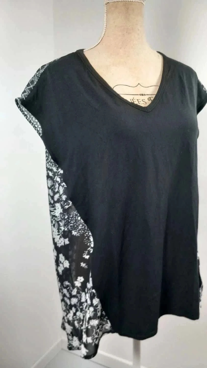 Haut Tanais Bi-Matière - Taille 42 - Noir & Imprimé Floral Blanc - Coupe Fluide Asymétrique – Tanaïs – taille XL / 42 / 14 2