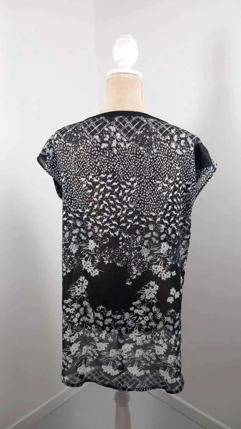 Haut Tanais Bi-Matière - Taille 42 - Noir & Imprimé Floral Blanc - Coupe Fluide Asymétrique – Tanaïs – taille XL / 42 / 14 5