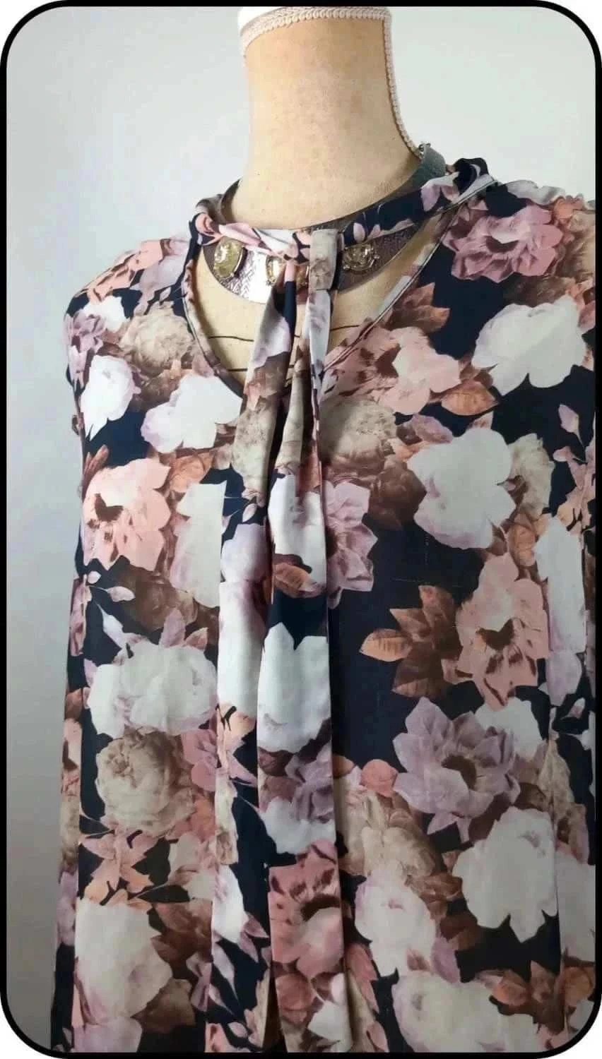 Blouse fleurie fluide sans manches – Neuve – Taille 46 – KIABI – Esprit romantique & léger ! – Kiabi – taille XXXL / 46 / 18 2
