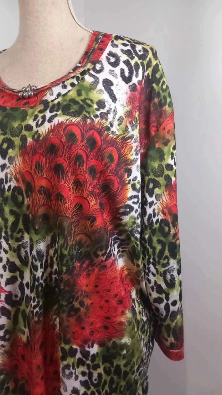 Pull Tunique Deluxe Stars T. 3XL (54) - NEUF - Imprimé Léopard & Plumes Paon – Vintage Dressing – taille 7XL / 54 / 26 2
