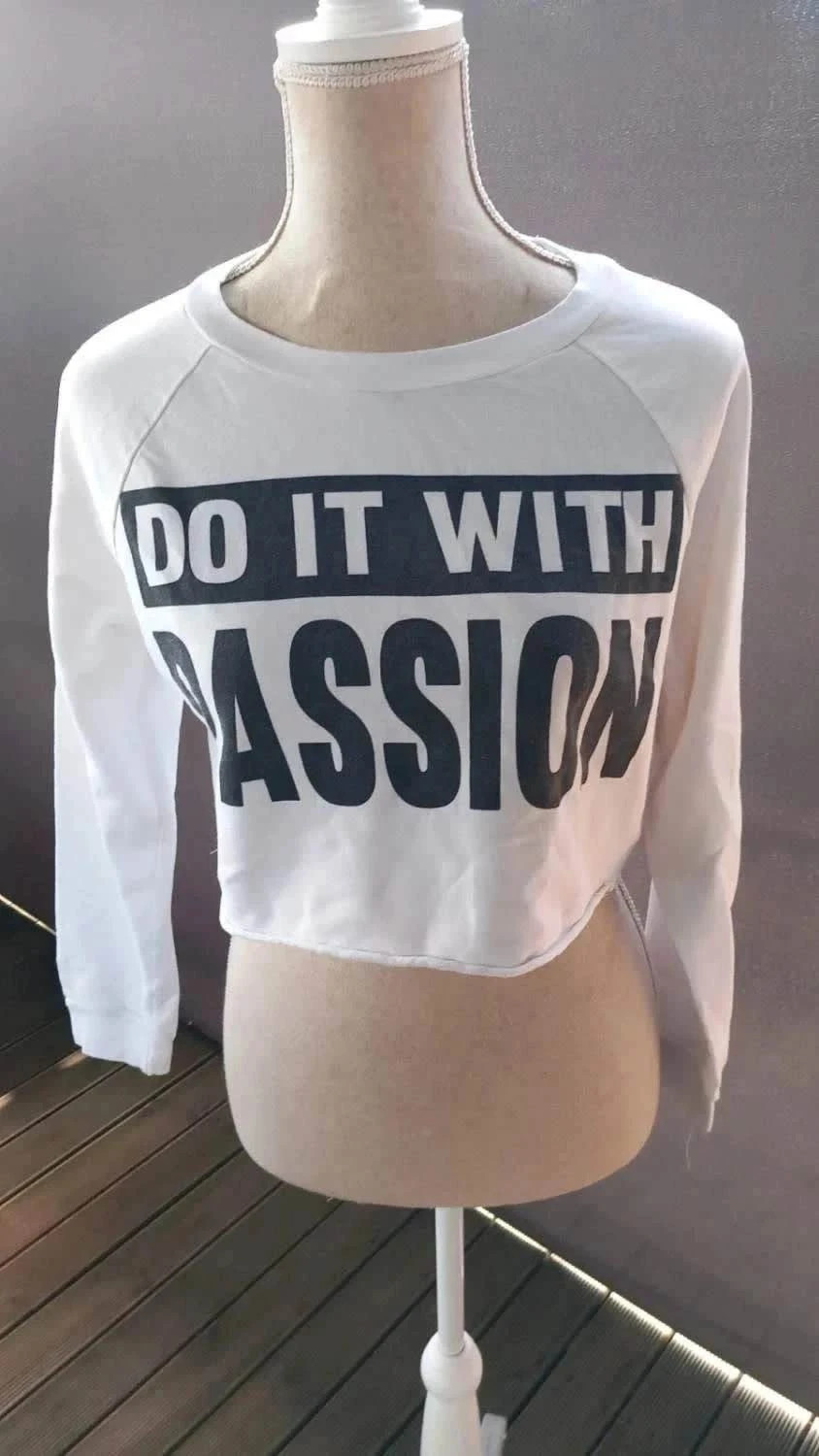 Crop Top Do It With Passion – Look Streetwear & Motivation marque Jennyfer taille s – Jennyfer – taille S / 36 / 8 2