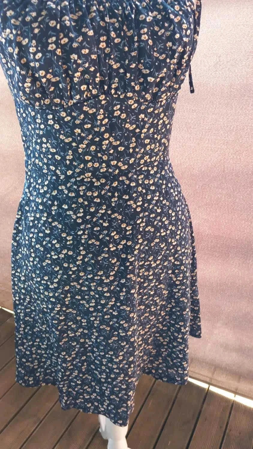Robe Courte Fleurie à Bretelles Nouées - Shein - Taille S – Shein – taille S / 36 / 8 4
