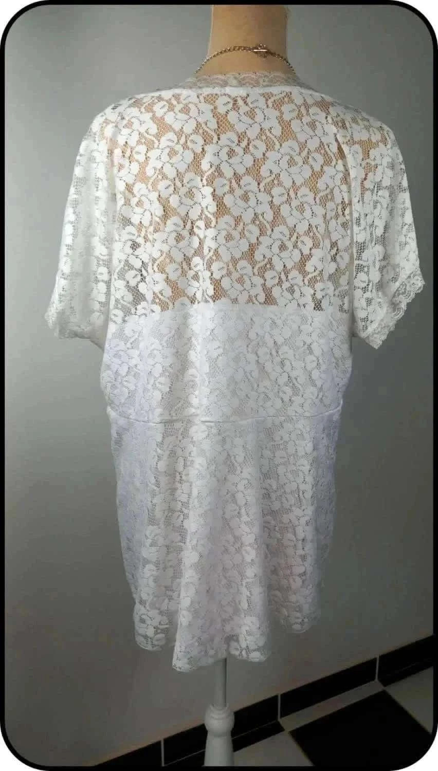 🌸 Haut Péplum Dentelle – Élégance & Féminité Grande Taille ! 🌸 – taille 7XL / 54 / 26 4