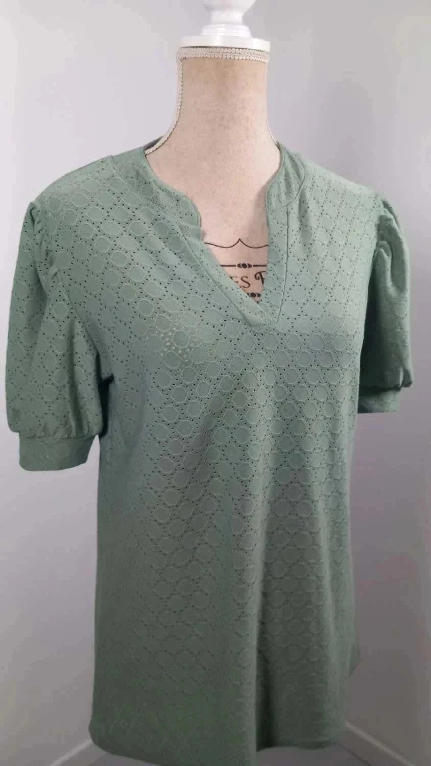Haut Vert Sauge en Broderie Anglaise - Taille M (38) - Neuf sans Étiquette - Style Bohème Chic – Tendance – taille M / 38 / 10 2