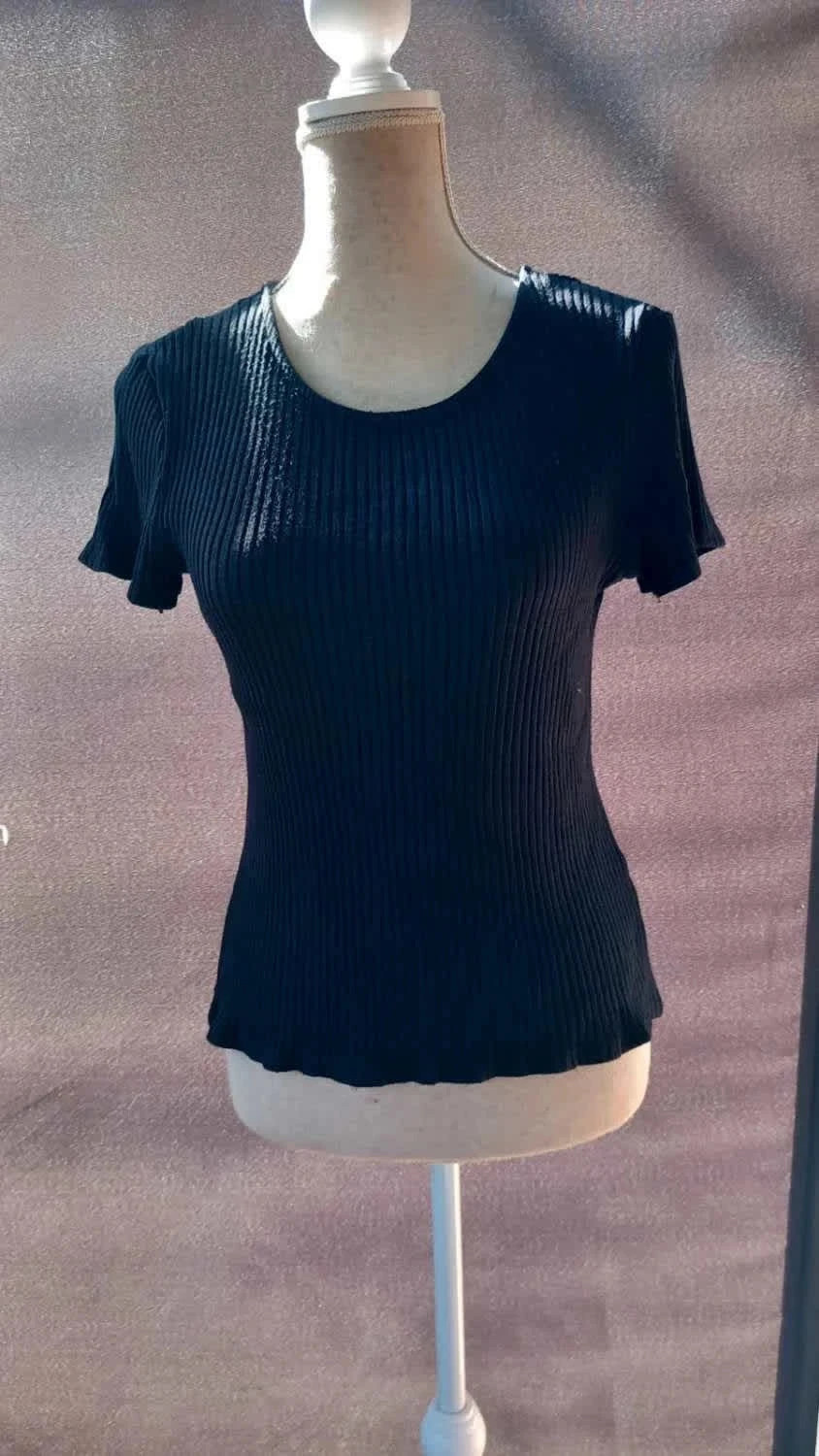 Tee-shirt Noir en Maille Côtelée Chic - Zara - Taille M – Zara – taille M / 38 / 10 2