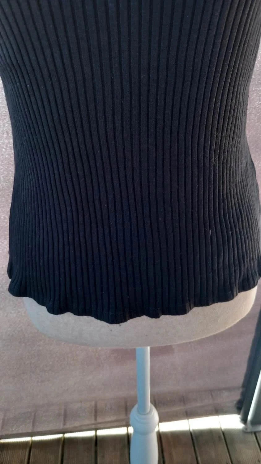 Tee-shirt Noir en Maille Côtelée Chic - Zara - Taille M – Zara – taille M / 38 / 10 5