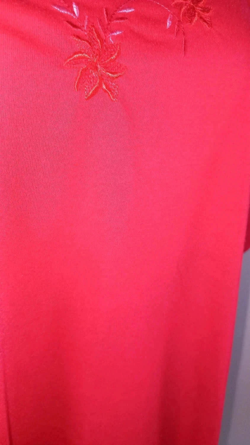 Tee-shirt Rouge Confortable - Étiquette XXXXL (voir mesures) - Style Décontracté – Vintage Dressing – taille 7XL / 54 / 26 4