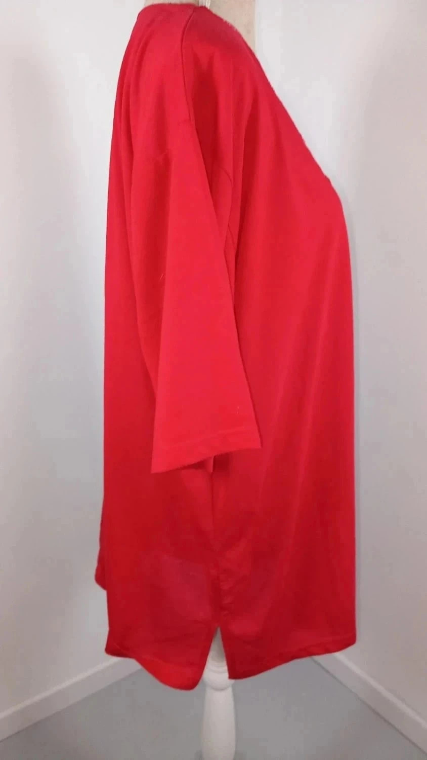 Tee-shirt Rouge Confortable - Étiquette XXXXL (voir mesures) - Style Décontracté – Vintage Dressing – taille 7XL / 54 / 26 5