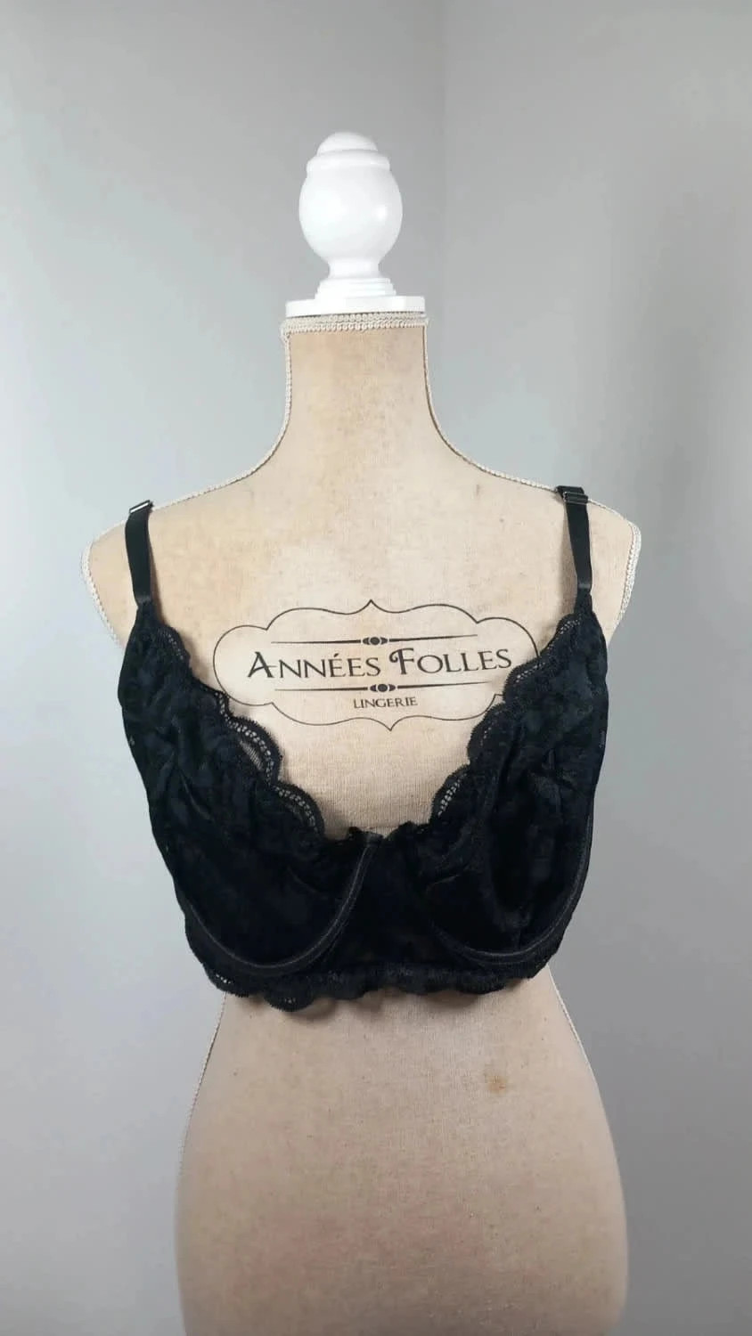 Magnifique Soutien-Gorge Dentelle Noir - Taille 4XL (Neuf) – taille 4XL