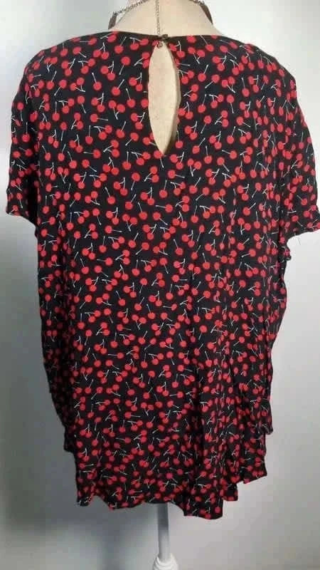 🍒Mignonne tunique cerises marque H&M taille 54🍒 – H&M – taille 7XL / 54 / 26 4