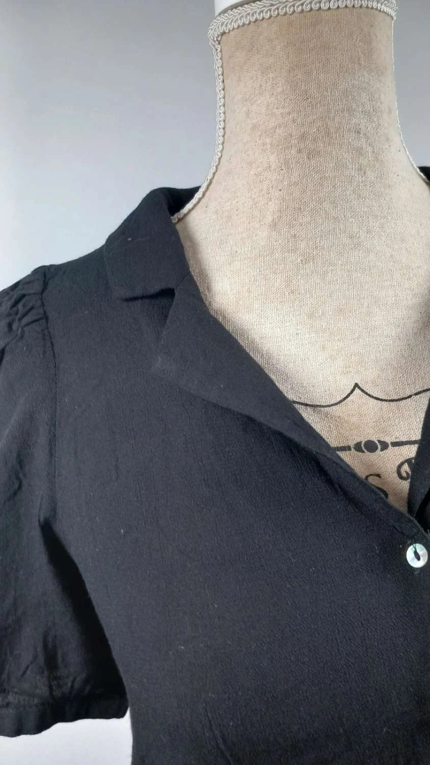 Top Zara Noir Fluide Style Rétro - Taille XS - Col Revers & Manches Bouffantes – Zara – taille XS / 34 / 6 3