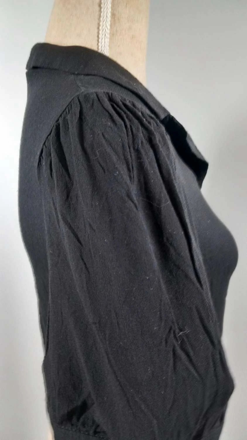 Top Zara Noir Fluide Style Rétro - Taille XS - Col Revers & Manches Bouffantes – Zara – taille XS / 34 / 6 5