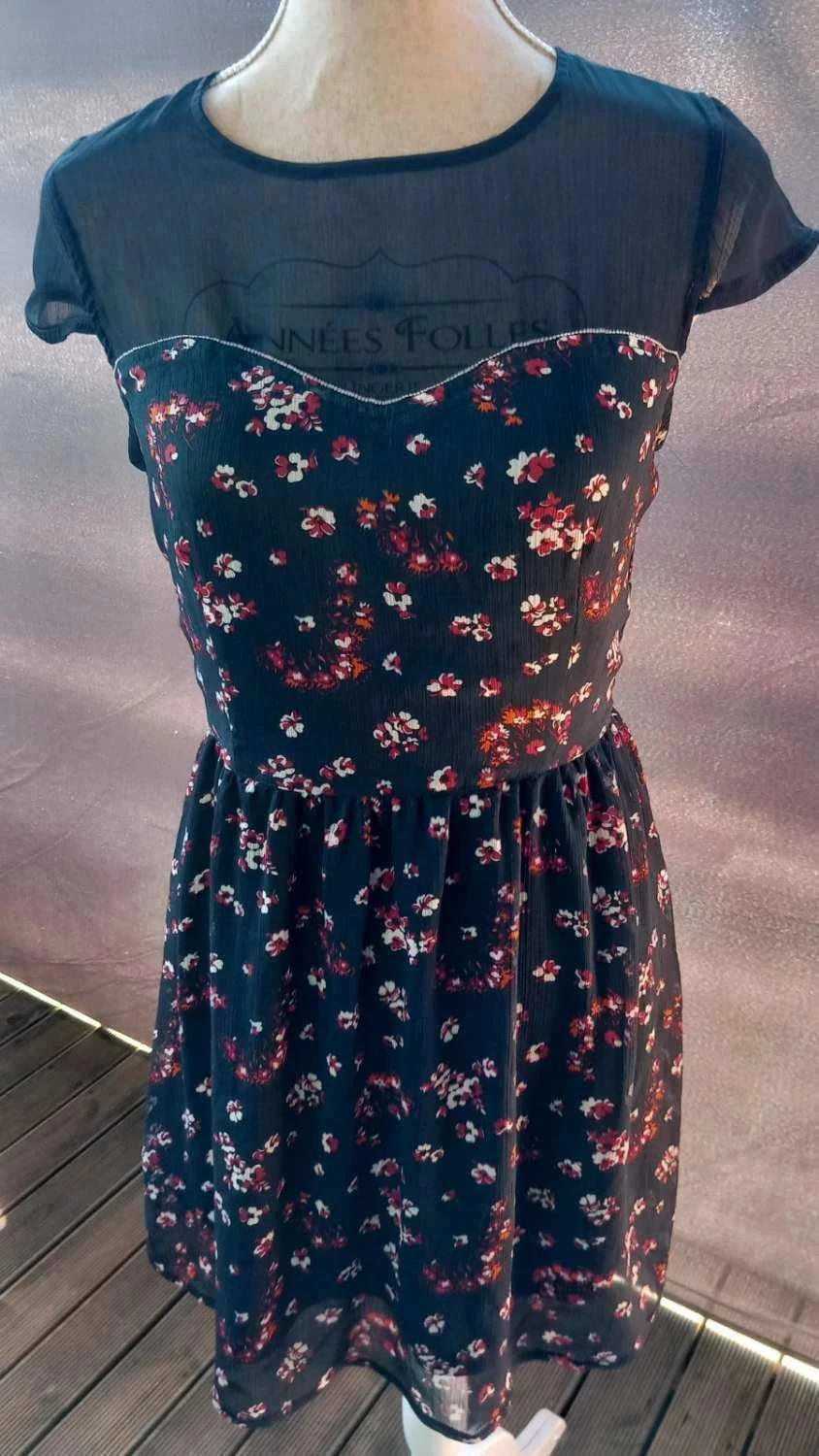 Petite Robe Noire & Grise Graphique – Fashion Private Company taille 38 – Fashion Private Company – taille M / 38 / 10 4