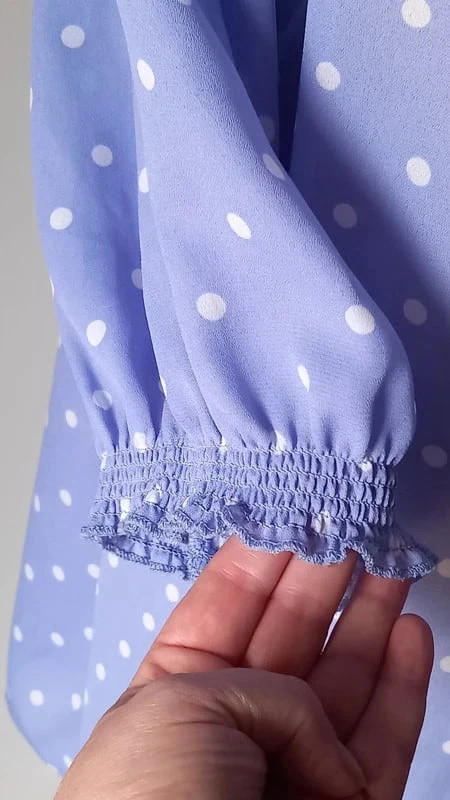 Tunique mauve bleutée à pois blanc – Daxon – taille 7XL / 54 / 26 4