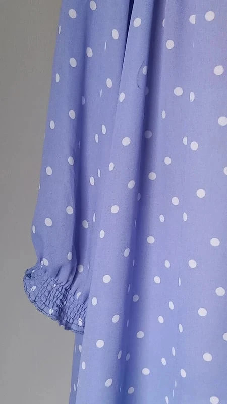 Tunique mauve bleutée à pois blanc – Daxon – taille 7XL / 54 / 26 3