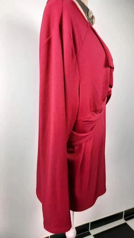 Tunique Bordeau décolleté sexy marque Shein taille 4XL – Shein Curve – taille 7XL / 54 / 26 4