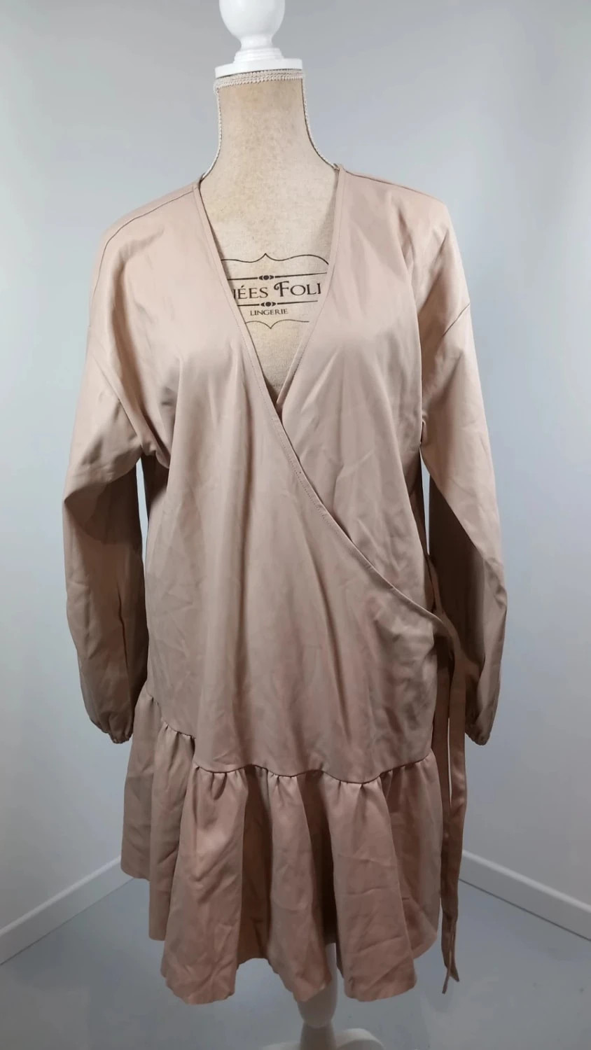 Robe Portefeuille Satinée Beige/Nude - Bas Volanté - ASOS - T. 44