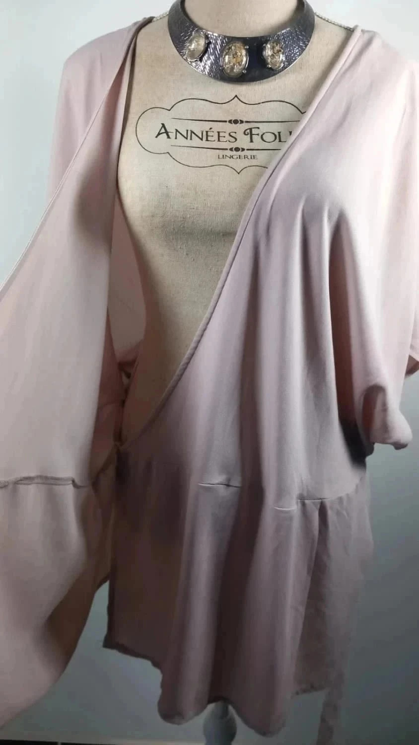 🌸Blouse coeur croise style kimono rose poudré taille 54 marque New Look🌸 – New Look – taille 7XL / 54 / 26 5