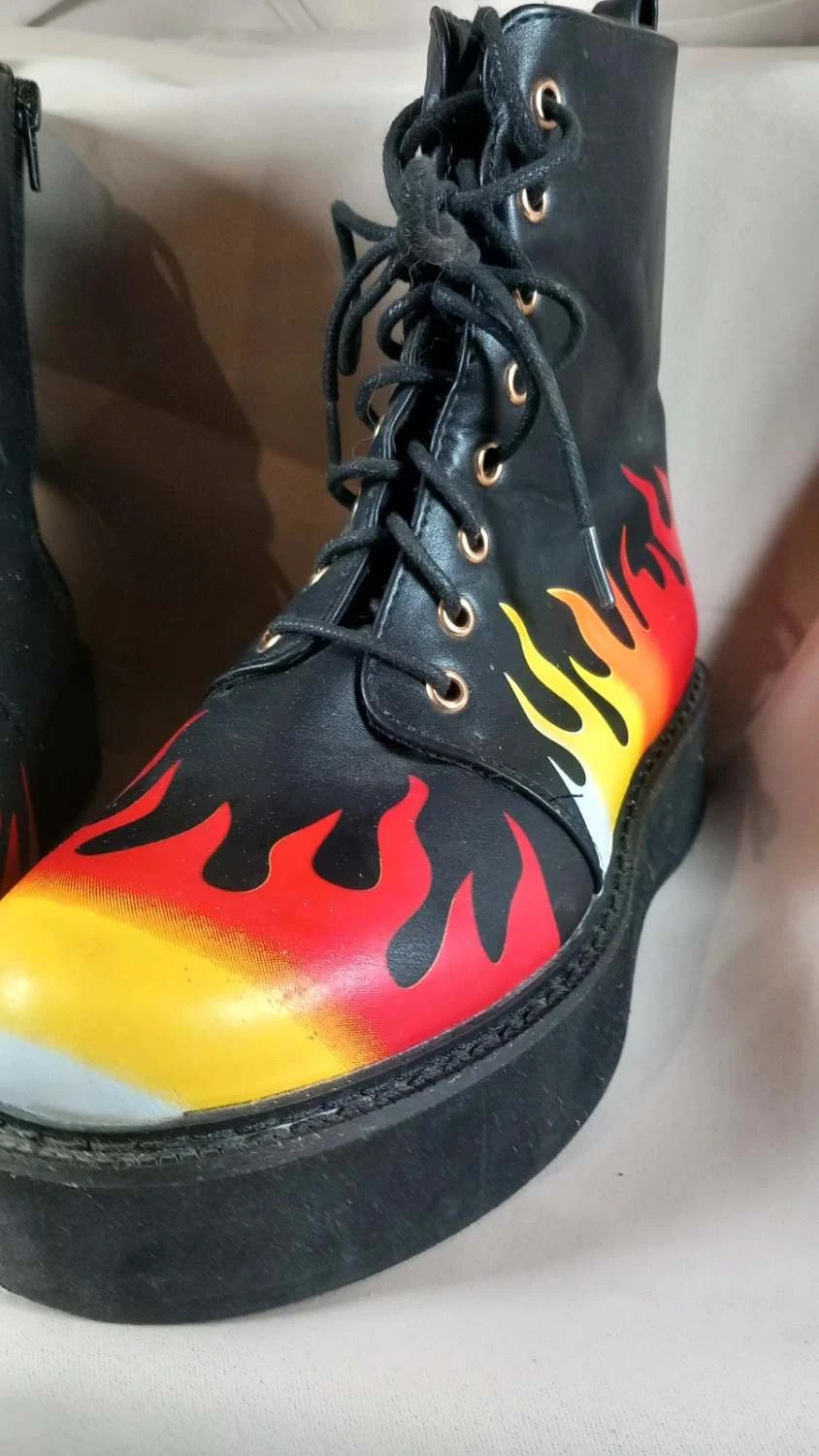 🔥 Bottines Rangers Plateformes ASOS - Imprimé Flammes 🔥 – ASOS – taille 38 3