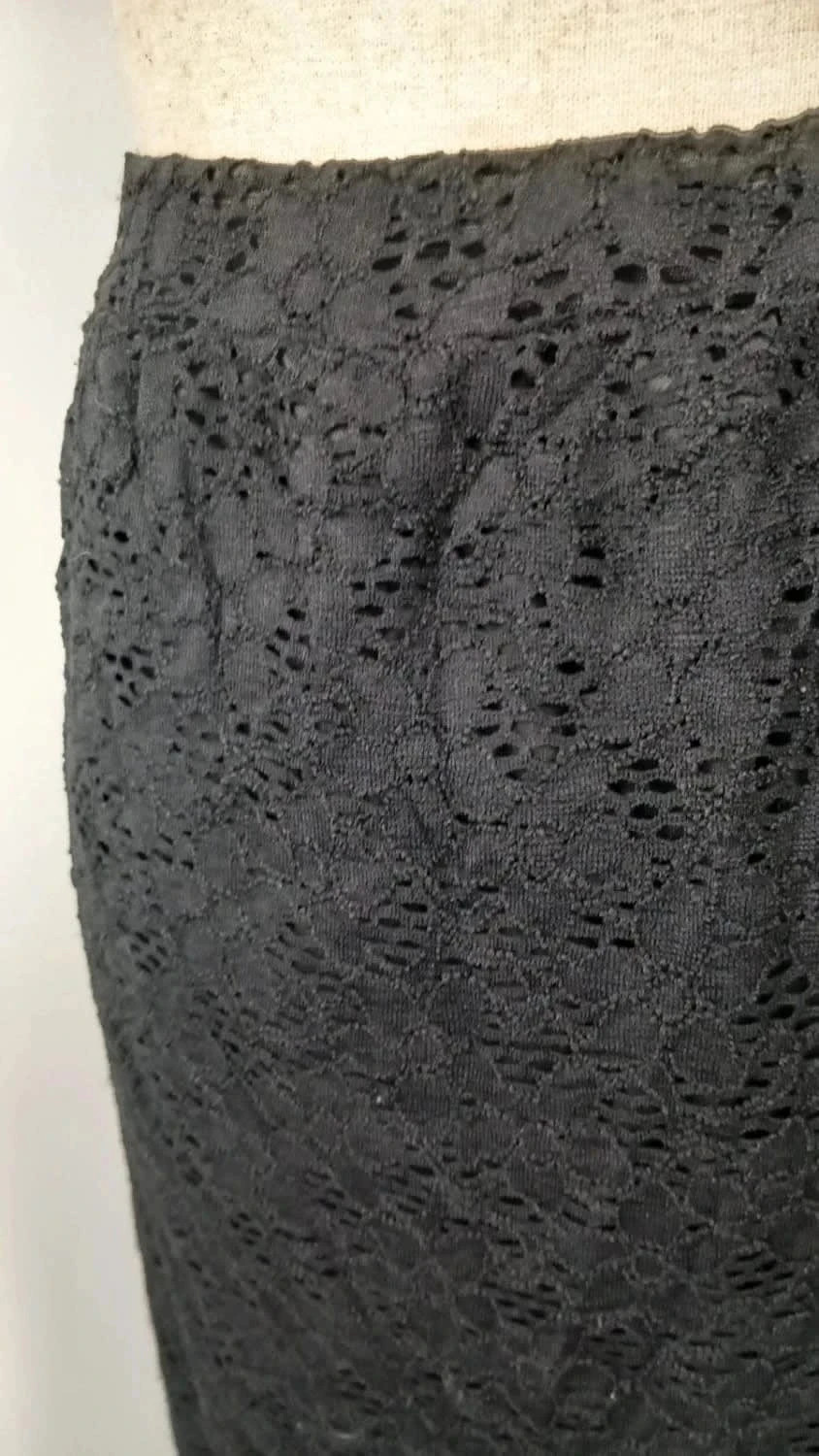 Belle jupe noire macramé de la marque Kiabi taille 54/56 – Kiabi – taille 7XL / 54 / 26 2